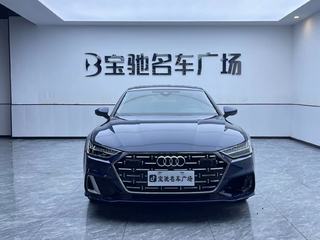 奥迪A7L 45TFSI 2.0T 自动 S-line筑梦未来版 