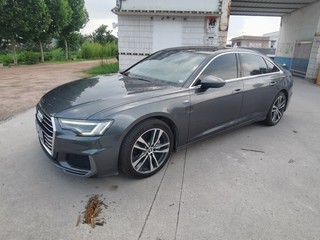 奥迪A6L 40TFSI 2.0T 自动 豪华动感型 