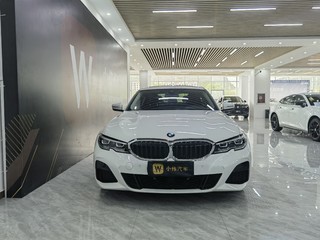 宝马3系 325Li 2.0T 自动 M运动套装 