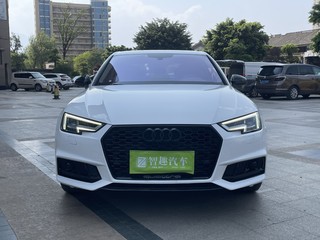 奥迪A4L 40TFSI 2.0T 自动 进取型 