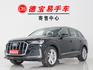 奥迪Q7 45 2.0T 自动 运动型quattro-S-line 