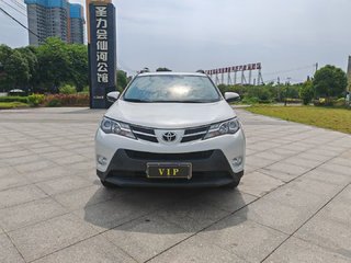 丰田RAV4 2.0L 自动 风尚版 