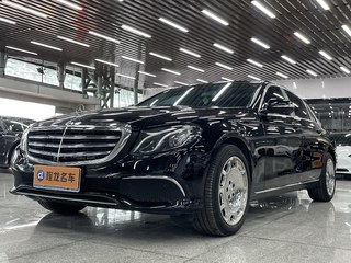 奔驰E级 E300L 2.0T 自动 运动时尚型 