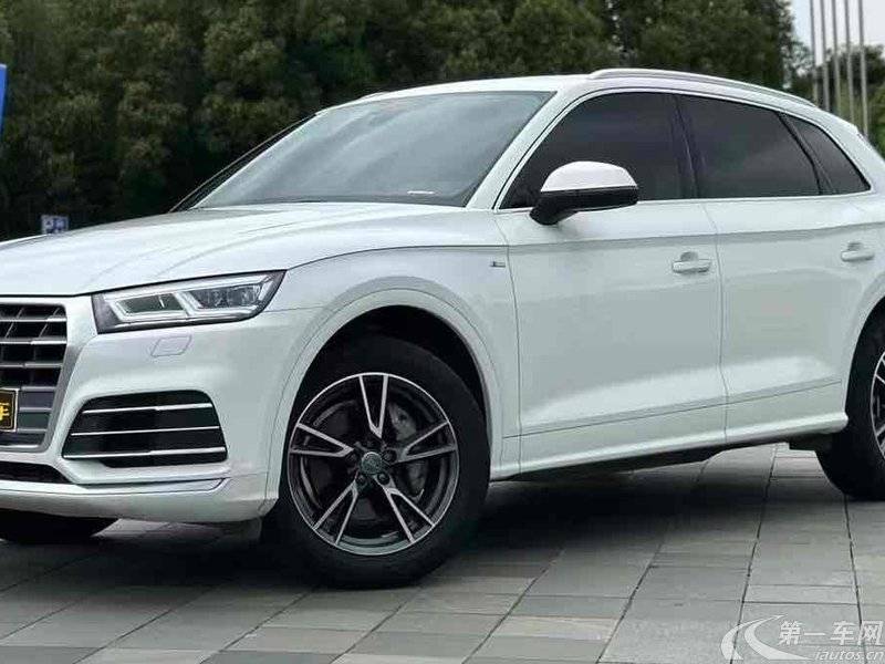 奥迪Q5L 40TFSI 2020款 2.0T 自动 改款荣享时尚型 (国Ⅵ) 