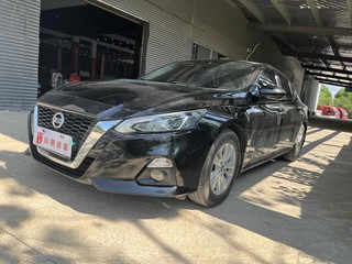 天籁 2.0L XL舒适版 