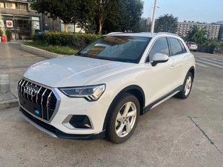 奥迪Q3 1.4T 进取致雅型 