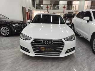 奥迪A4L 40TFSI 2.0T 自动 plus进取型 