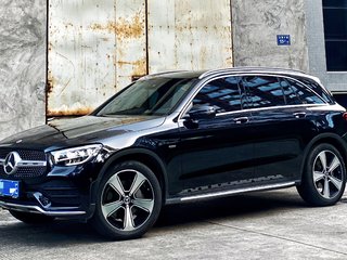 奔驰GLC级 GLC300 2.0T 自动 改款轿跑SUV 