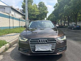 奥迪A4L 35TFSI 2.0T 自动 标准型 