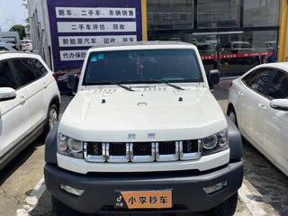 北京40L 2.3T 自动 尊享版 