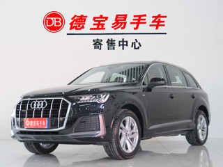 奥迪Q7 45 2.0T 自动 运动型quattro-S-line 