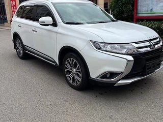 三菱欧蓝德 2.4L 