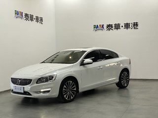 沃尔沃S60L T4 2.0T 自动 智远进取版 