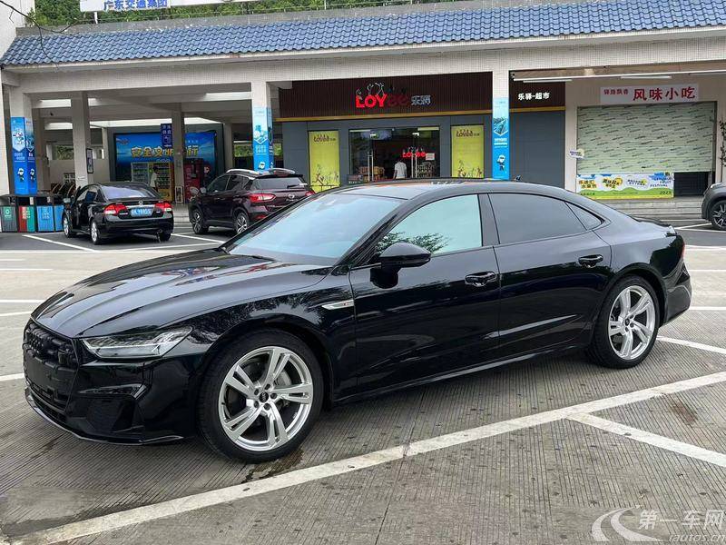 奥迪A7L 45TFSI 2022款 2.0T 自动 S-line风骑士版 (国Ⅵ) 