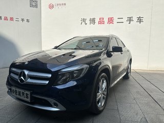 奔驰GLA 200 1.6T 自动 动感型 