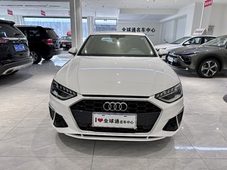 奥迪A4L 40TFSI 2.0T 自动 时尚动感型 