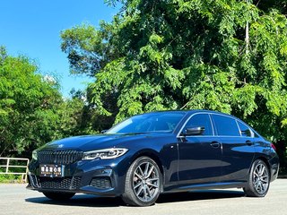 宝马3系 320Li 2.0T 自动 M运动套装 