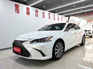 雷克萨斯ES 200 
