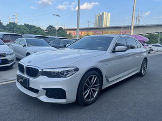 宝马5系 525Li 2.0T 自动 M运动套装 