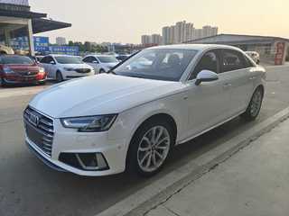 奥迪A4L 40TFSI 2.0T 自动 时尚型 