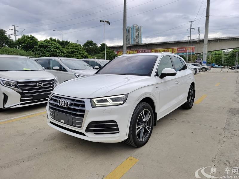 奥迪Q5L 45TFSI 2018款 2.0T 自动 尊享时尚型 (国Ⅵ) 