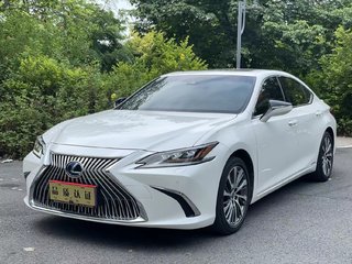 雷克萨斯ES 300h 