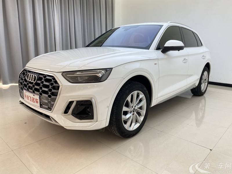 奥迪Q5L 40TFSI 2022款 2.0T 自动 豪华动感型 (国Ⅵ) 