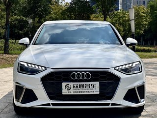 奥迪A4L 40TFSI 2.0T 自动 豪华动感型 