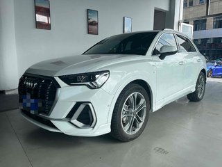 奥迪Q3 2.0T 时尚动感型 