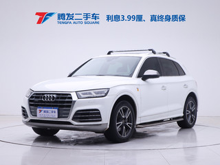 奥迪Q5L 40TFSI 2.0T 自动 荣享时尚型 