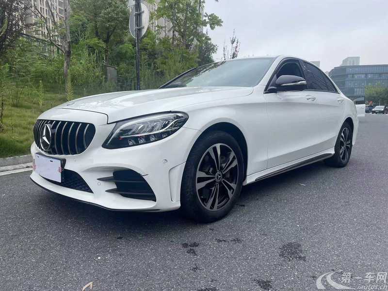 奔驰C级 C260 2019款 1.5T 自动 运动版 (国Ⅵ) 