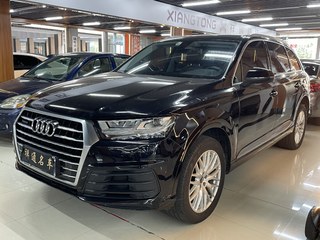 奥迪Q7 3.0T S-Line运动型 