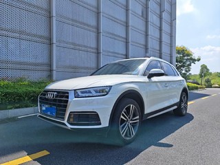 奥迪Q5L 45TFSI 2.0T 自动 尊享风雅型 