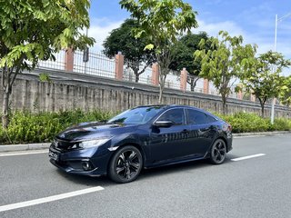 本田思域 1.5T 自动 燃动版220TURBO 