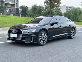 奥迪A6L 45TFSI 2.0T 自动 臻选动感型 