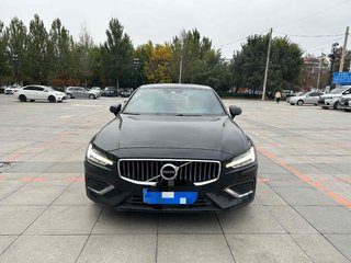 沃尔沃S60 T4 2.0T 自动 智逸豪华版 