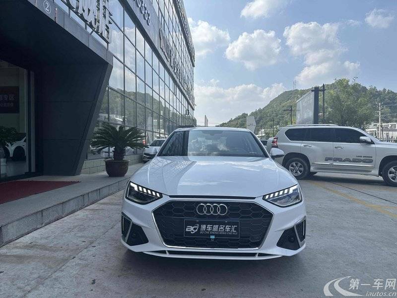 奥迪A4L 2020款 2.0T 自动 时尚动感型 (国Ⅵ) 