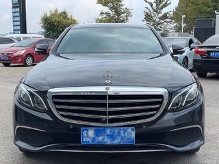 奔驰E级 E300L 2.0T 自动 殊享版改款 