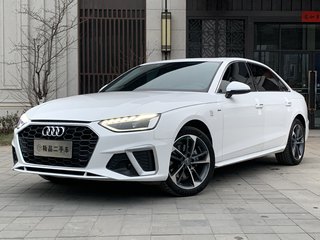 奥迪A4L 40TFSI 2.0T 自动 时尚动感型 