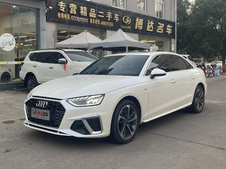 奥迪A4L 40TFSI 2.0T 自动 时尚动感型 