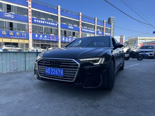 奥迪A6L 40TFSI 