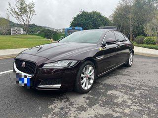 捷豹XFL P250 2.0T 自动 豪华版 