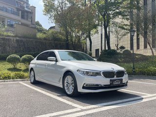 宝马5系 525Li 2.0T 自动 豪华套装 