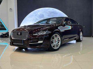 捷豹XJ 3.0T 全景商务版 