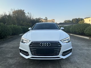 奥迪A4L 40TFSI 2.0T 自动 进取型 