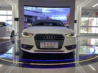 奥迪A4L 35TFSI 2.0T 自动 舒适型 