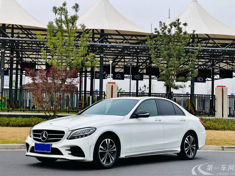 奔驰C级 C260 2020款 1.5T 自动 运动版 (国Ⅵ) 