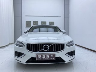 沃尔沃S60 B4 2.0T 自动 智逸豪华版 