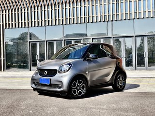 SmartForTwo 硬顶 0.9T 自动 先锋版 