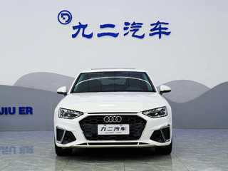 奥迪A4L 40TFSI 2.0T 自动 豪华动感型 